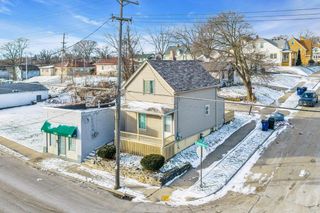 1130 S Memorial DRIVE, Racine, WI 53403