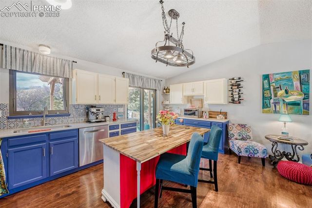 6255 Pemberton Way, Colorado Springs, CO 80919