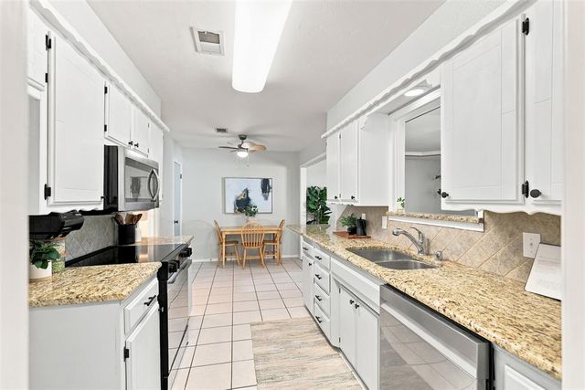 321 NE 12th Street, Newcastle, OK 73065