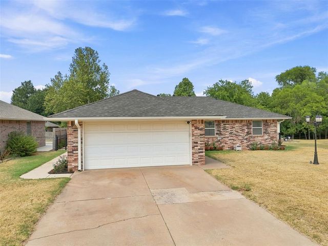 321 NE 12th Street, Newcastle, OK 73065