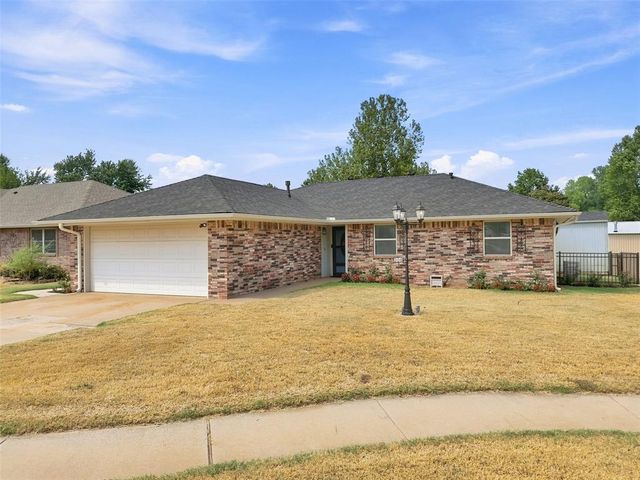 321 NE 12th Street, Newcastle, OK 73065
