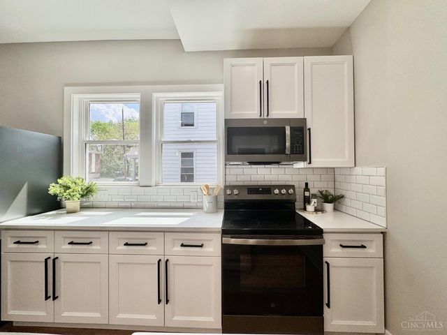 4605 Thoburne Street, Cincinnati, OH 45227