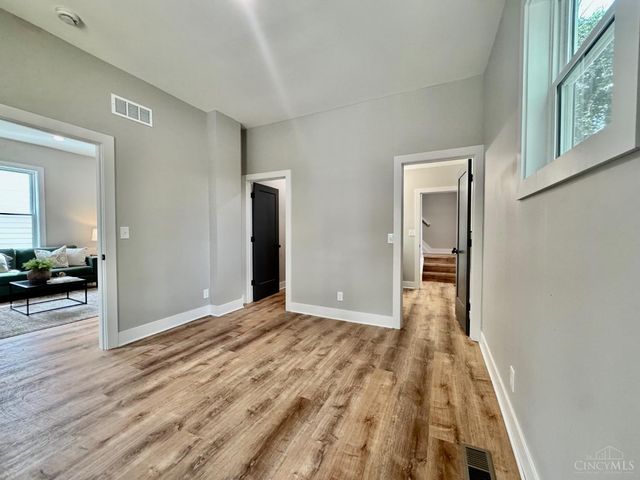 4605 Thoburne Street, Cincinnati, OH 45227