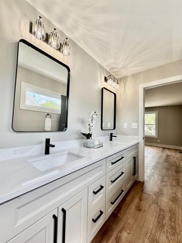 4605 Thoburne Street, Cincinnati, OH 45227