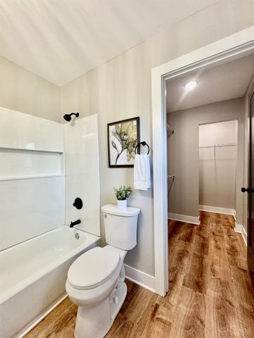 4605 Thoburne Street, Cincinnati, OH 45227