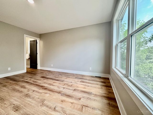 4605 Thoburne Street, Cincinnati, OH 45227