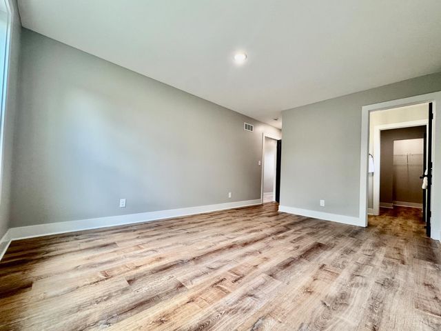 4605 Thoburne Street, Cincinnati, OH 45227