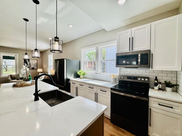 4605 Thoburne Street, Cincinnati, OH 45227