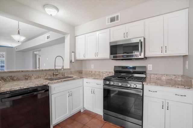 7817 RANCHWOOD Drive NW, Albuquerque, NM 87120