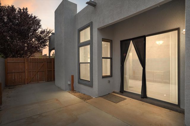 7817 RANCHWOOD Drive NW, Albuquerque, NM 87120