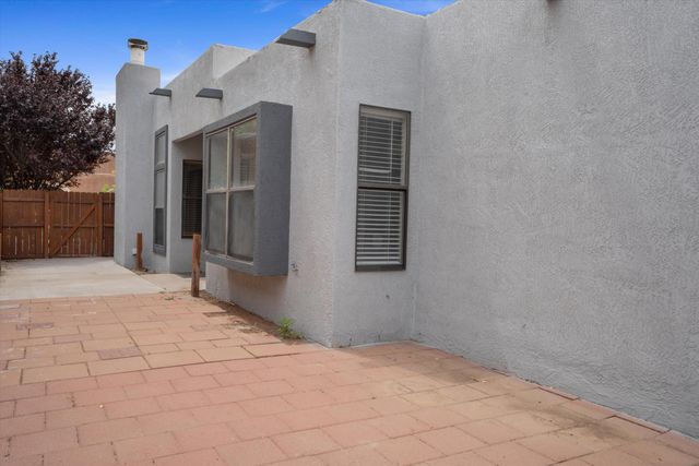 7817 RANCHWOOD Drive NW, Albuquerque, NM 87120