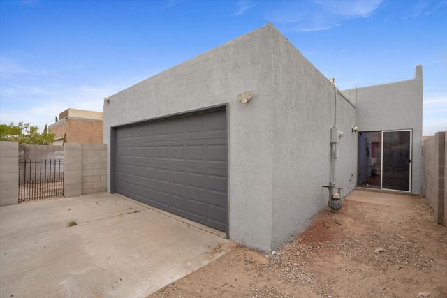 7817 RANCHWOOD Drive NW, Albuquerque, NM 87120