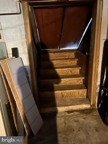 402 HARVARD ST, Lewistown, PA 17044