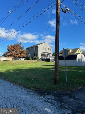402 HARVARD ST, Lewistown, PA 17044