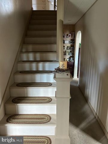 402 HARVARD ST, Lewistown, PA 17044