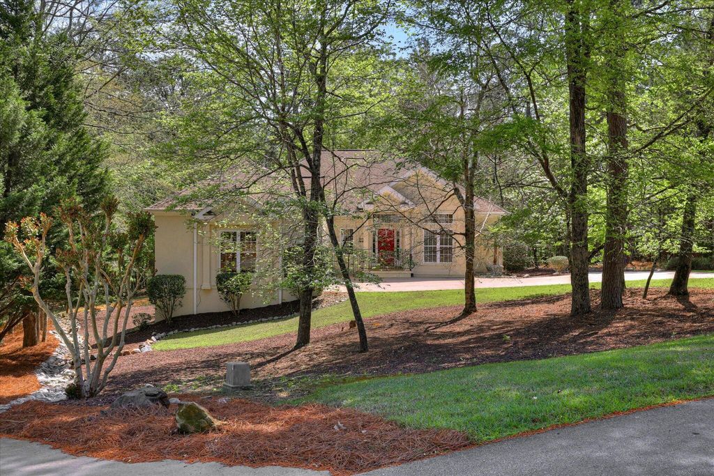 129 Antioch Drive, Mc Cormick, SC 29835