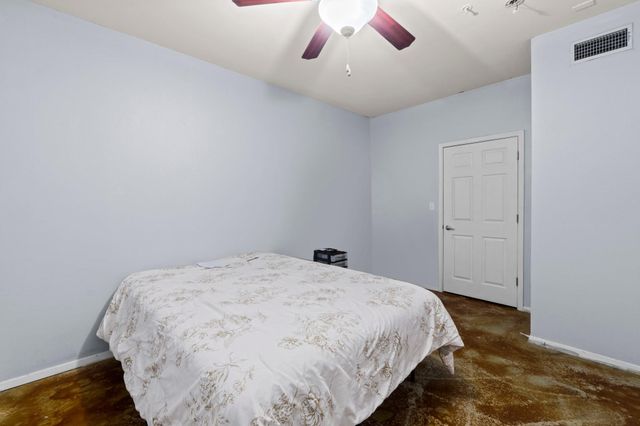 910 W 25th ST 209, Austin, TX 78705