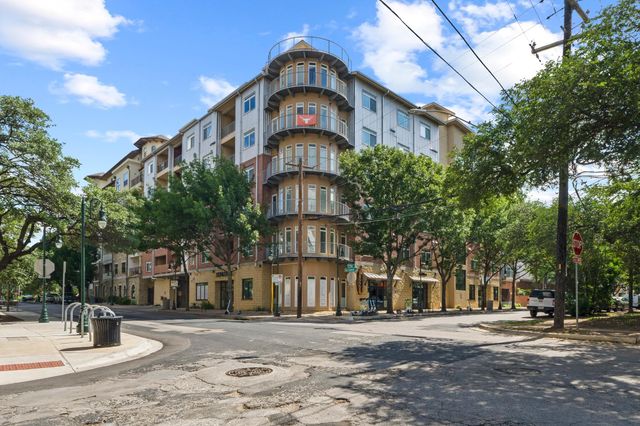 910 W 25th ST 209, Austin, TX 78705