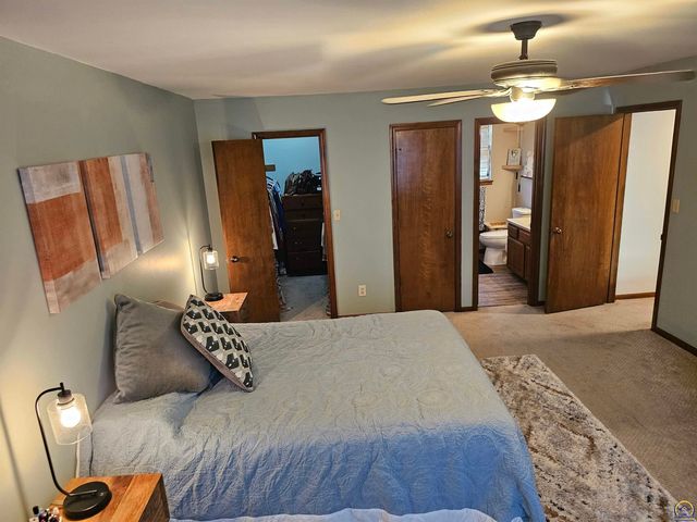 4460 SE Pennsylvania AVE, Topeka, KS 66609