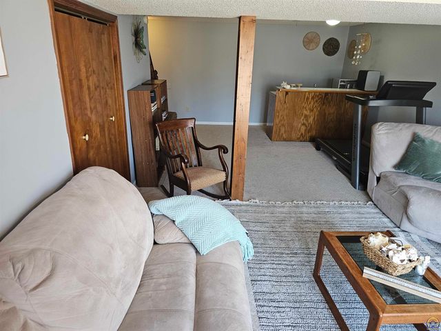 4460 SE Pennsylvania AVE, Topeka, KS 66609