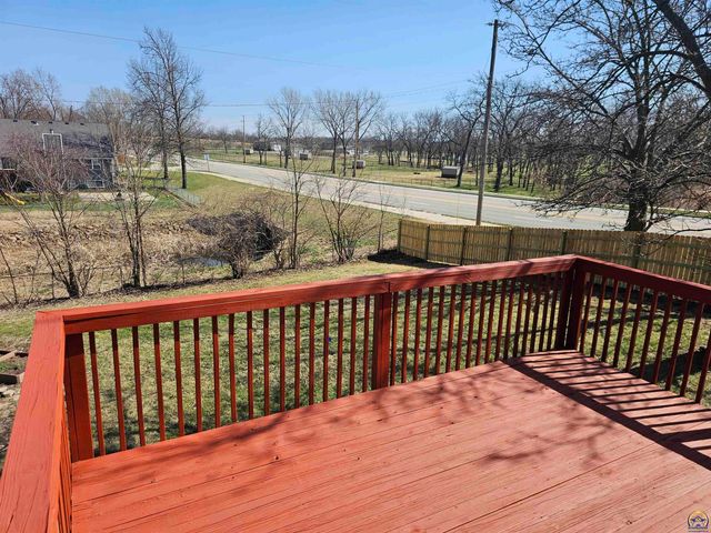 4460 SE Pennsylvania AVE, Topeka, KS 66609