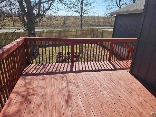 4460 SE Pennsylvania AVE, Topeka, KS 66609