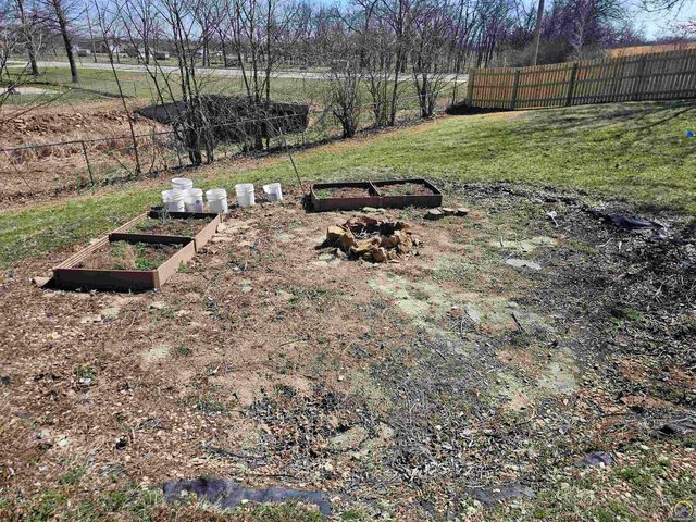 4460 SE Pennsylvania AVE, Topeka, KS 66609