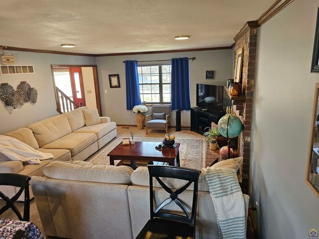 4460 SE Pennsylvania AVE, Topeka, KS 66609