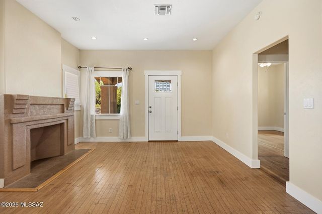 611 E 4th Street, Tucson, AZ 85705