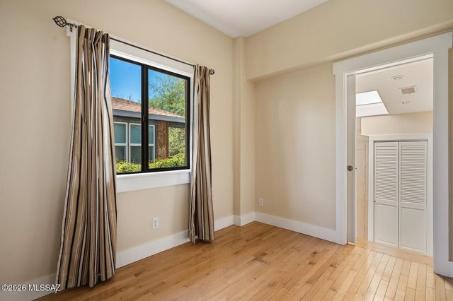 611 E 4th Street, Tucson, AZ 85705