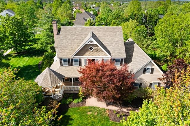 2 Smith Ct, Hillsborough Twp., NJ 08844