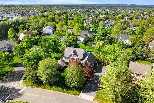 2 Smith Ct, Hillsborough Twp., NJ 08844