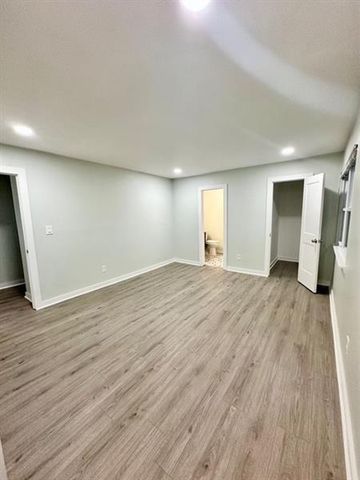 1258 CREEKSIDE Court SE, Smyrna, GA 30080