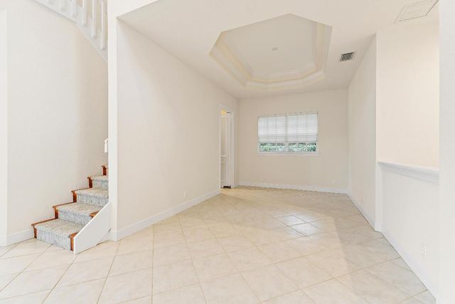 111 Fishermans Way, Jupiter, FL 33477