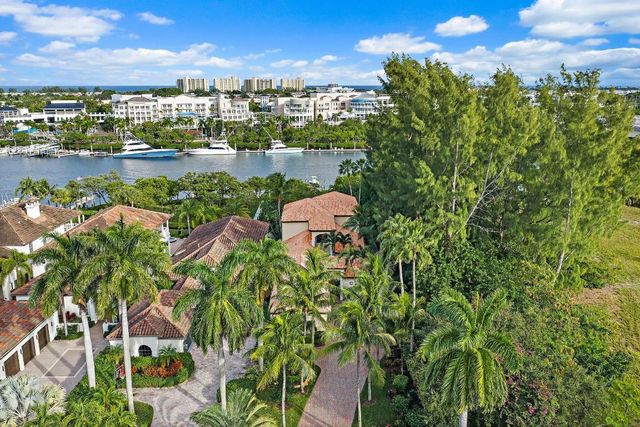 111 Fishermans Way, Jupiter, FL 33477