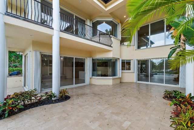 111 Fishermans Way, Jupiter, FL 33477