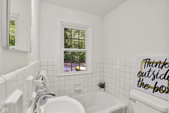 8020 N Meridian Street N, Indianapolis, IN 46260