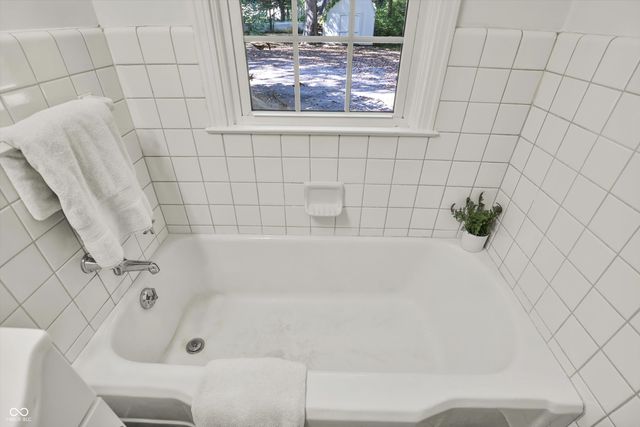 8020 N Meridian Street N, Indianapolis, IN 46260