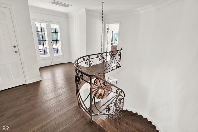 8020 N Meridian Street N, Indianapolis, IN 46260