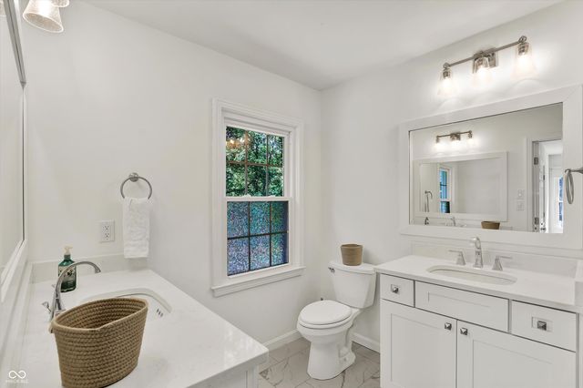 8020 N Meridian Street N, Indianapolis, IN 46260