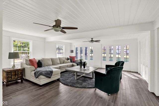 8020 N Meridian Street N, Indianapolis, IN 46260