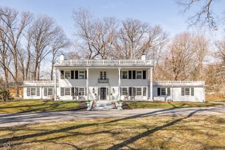 8020 N Meridian Street N, Indianapolis, IN 46260