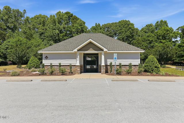 8313 Running Fern Way, Willow Spring, NC 27592