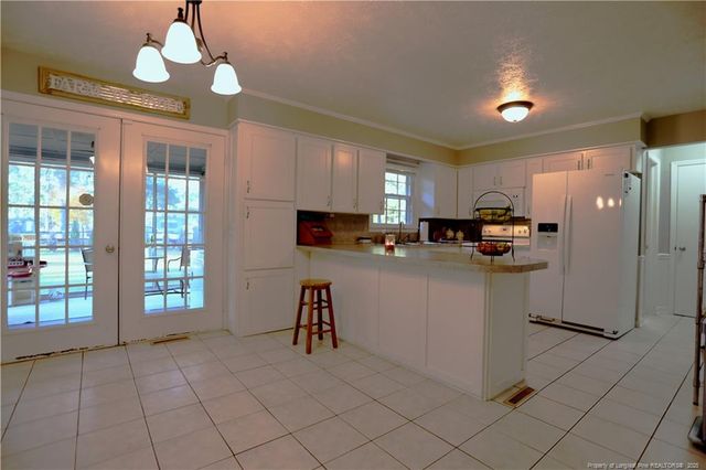 948 Pinebluff Lake Road, Aberdeen, NC 28315