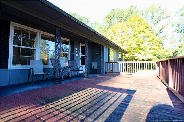 948 Pinebluff Lake Road, Aberdeen, NC 28315