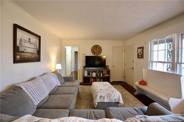 948 Pinebluff Lake Road, Aberdeen, NC 28315