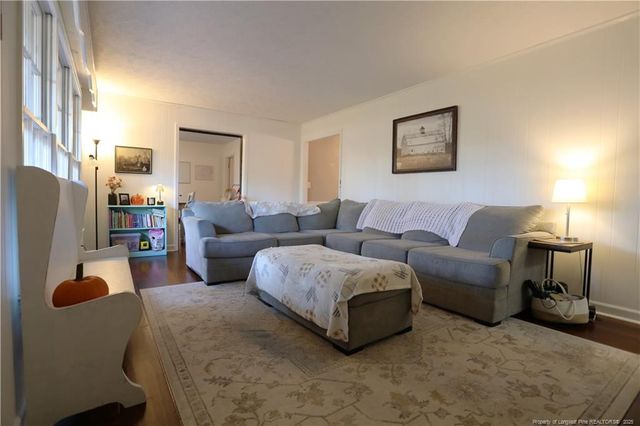 948 Pinebluff Lake Road, Aberdeen, NC 28315