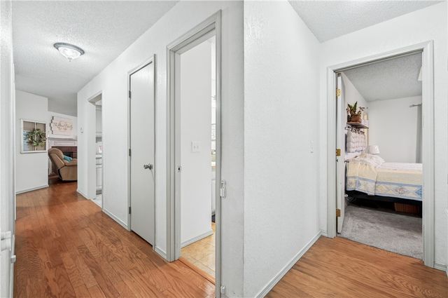 2006 11th Street, Rogers, AR 72758