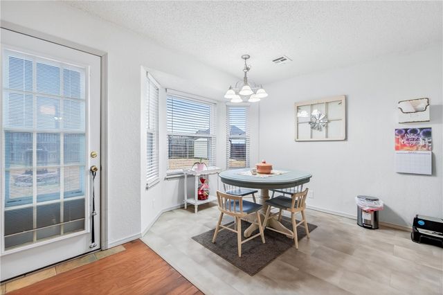 2006 11th Street, Rogers, AR 72758