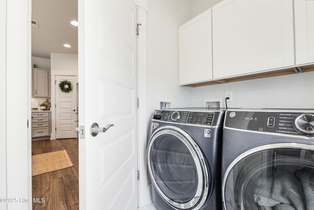 9096 Village Lake Drive SW, Calabash, NC 28467